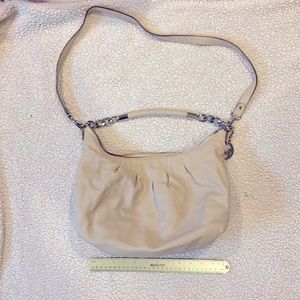 Price drop!!! 🔥 Buttery soft Michael Kors shoulder/crossbody bag.
